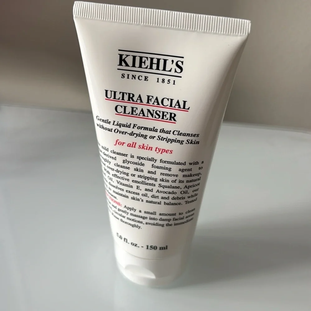 New Kiehl's Ultra Facial Cleanser - White 5oz